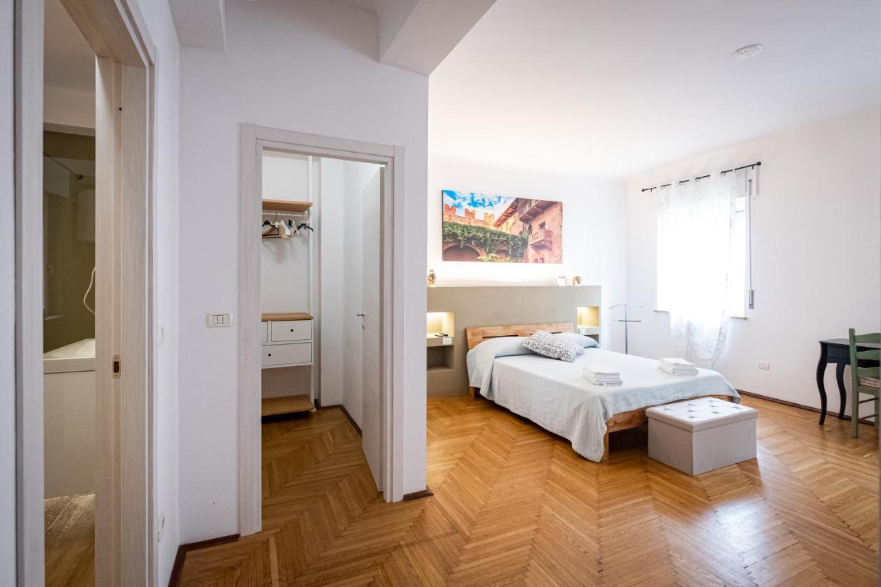 Il Salotto Del Conte Bed & Breakfast Verona Bagian luar foto