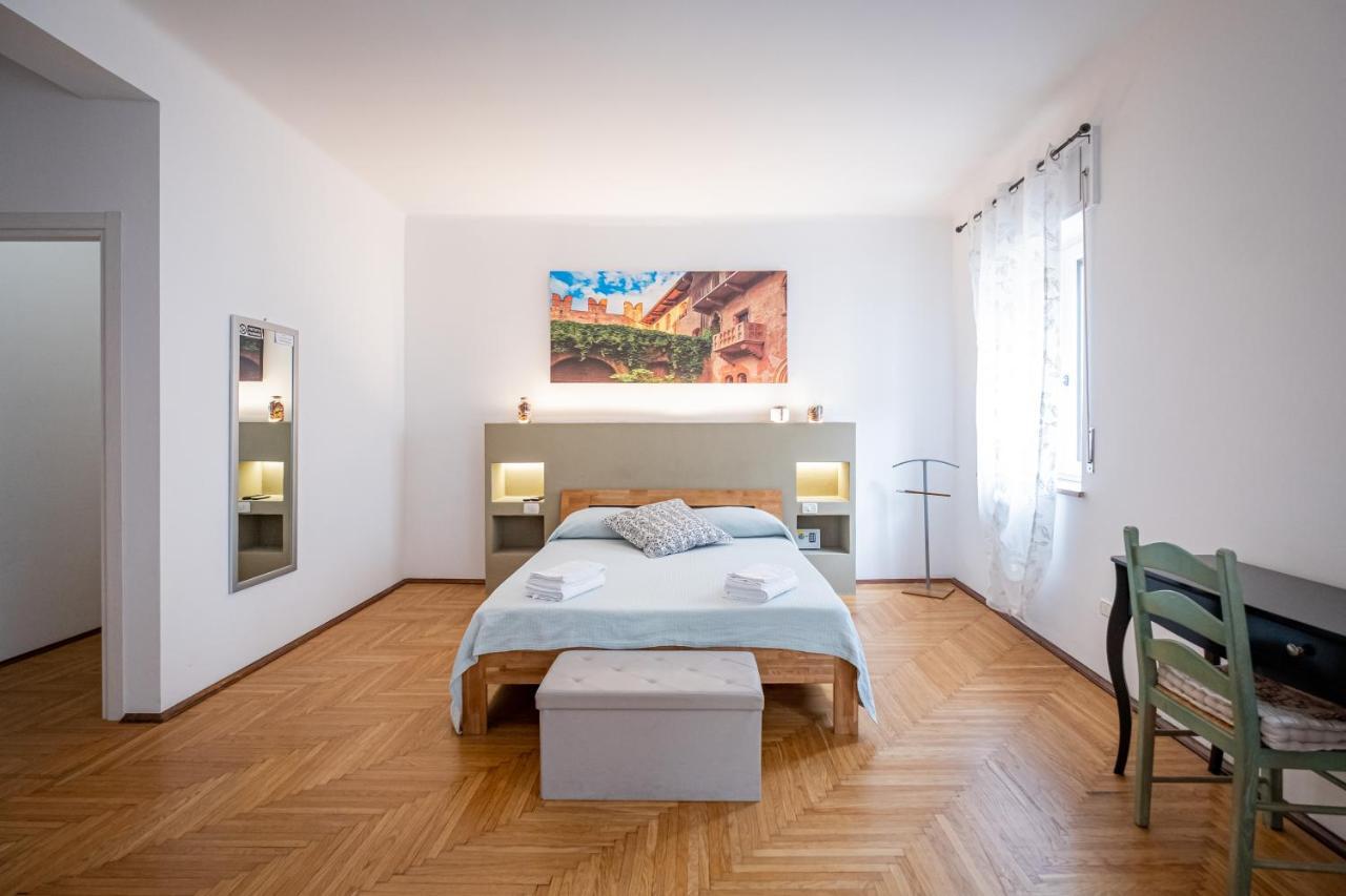 Il Salotto Del Conte Bed & Breakfast Verona Bagian luar foto