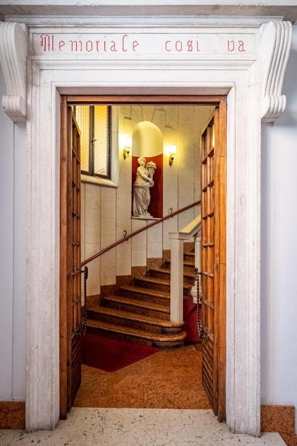 Il Salotto Del Conte Bed & Breakfast Verona Bagian luar foto