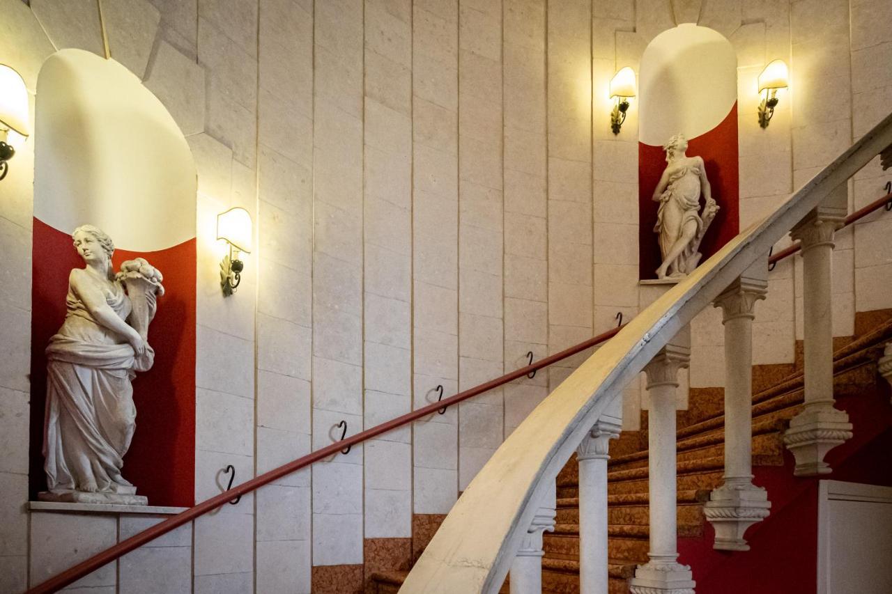 Il Salotto Del Conte Bed & Breakfast Verona Bagian luar foto