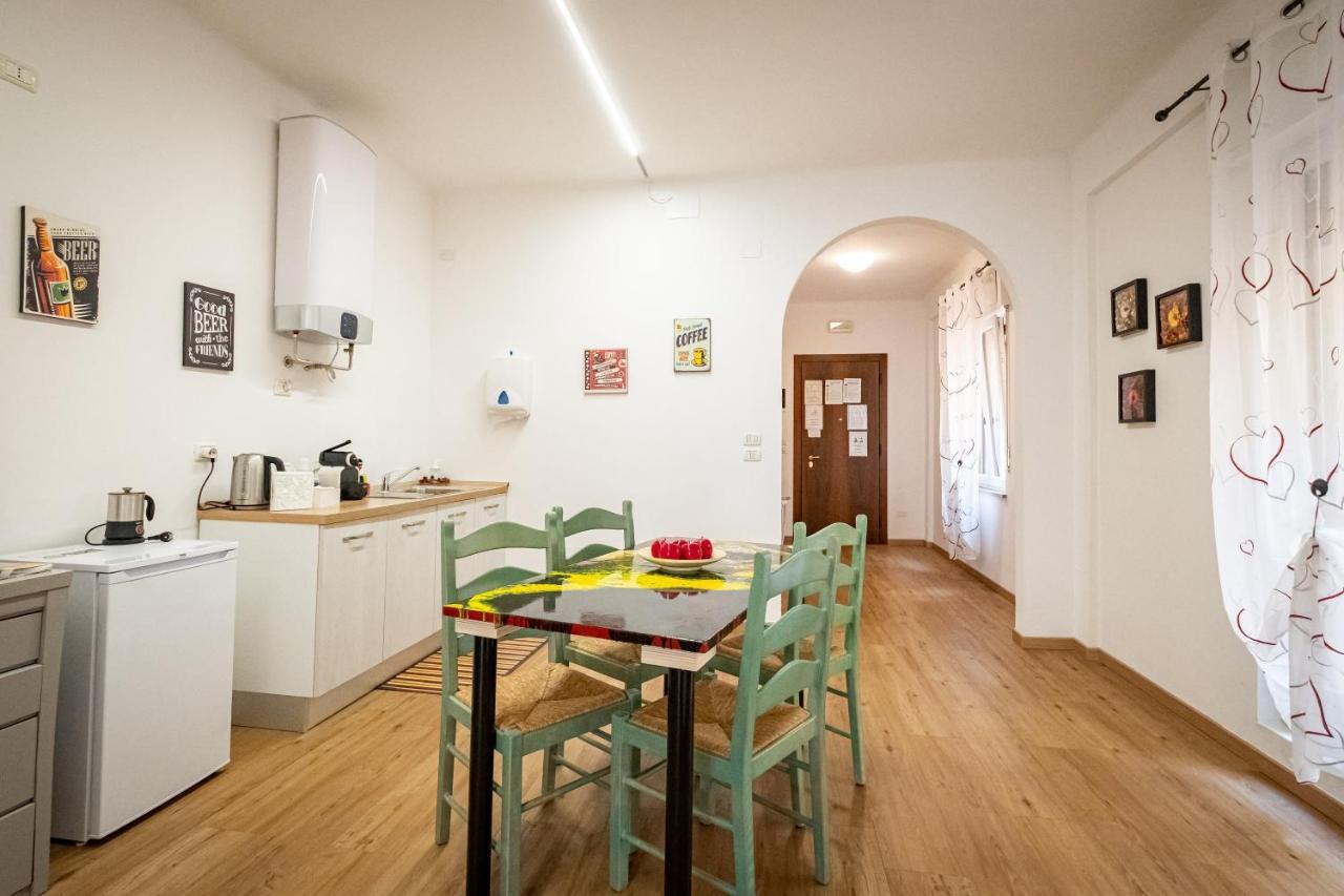Il Salotto Del Conte Bed & Breakfast Verona Bagian luar foto