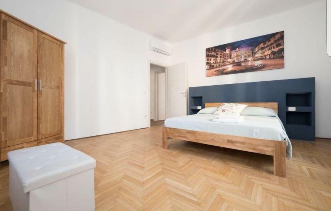 Il Salotto Del Conte Bed & Breakfast Verona Bagian luar foto