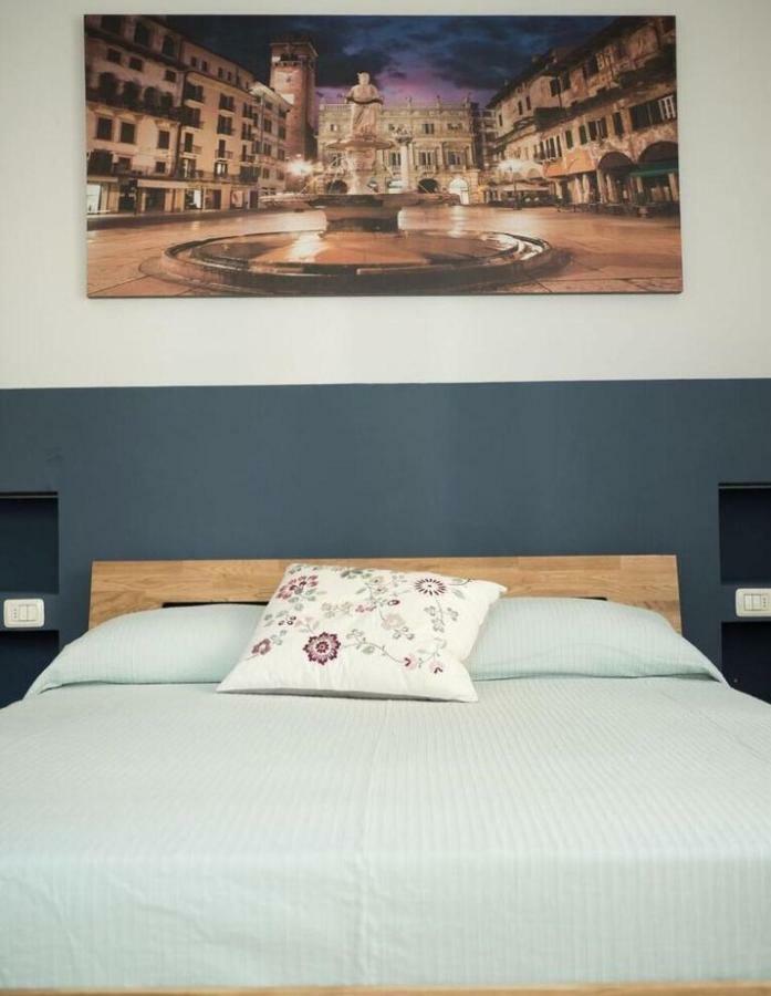Il Salotto Del Conte Bed & Breakfast Verona Bagian luar foto